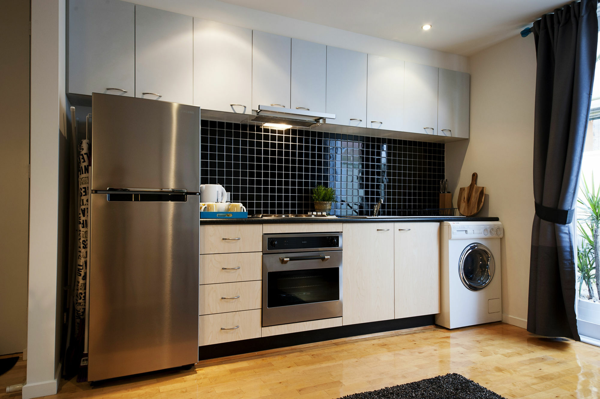 Position Perfect Carlton Apartment เมลเบิร์น ภายนอก รูปภาพ